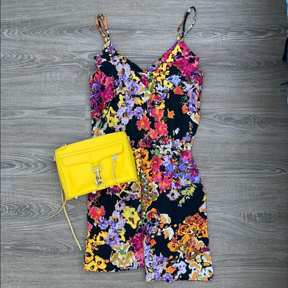 ❤️ Mimi Chica Floral Ruffle Dress